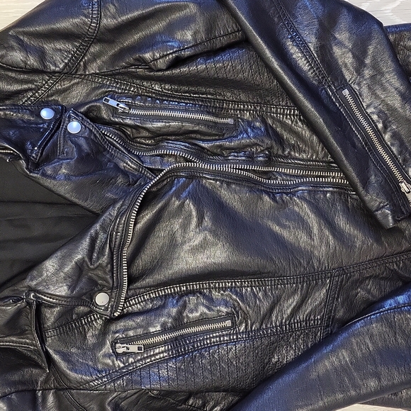 FREE PEOPLE Americana Vegan Leather Black Moto Jacket Sz 10 - Picture 2 of 6